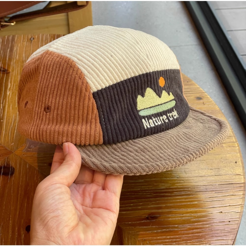 Cappello a 5 Pannelli con Visi - Corduroy Cap 5 Panel recensione e prezzo